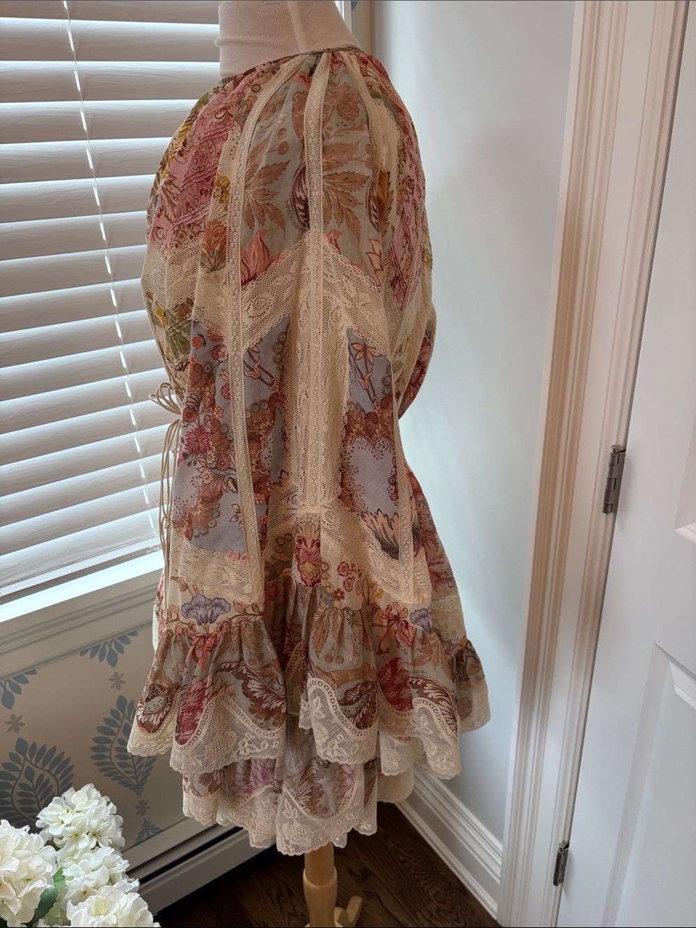 Zimmermann Daylight Flutter dress size 2 - Picture 7 of 10